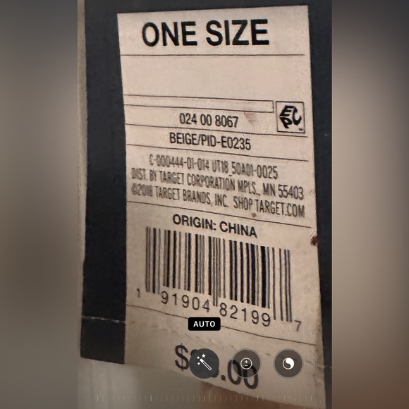 Universal Tread Straw Circle Tote Handbag - Picture 6 of 8